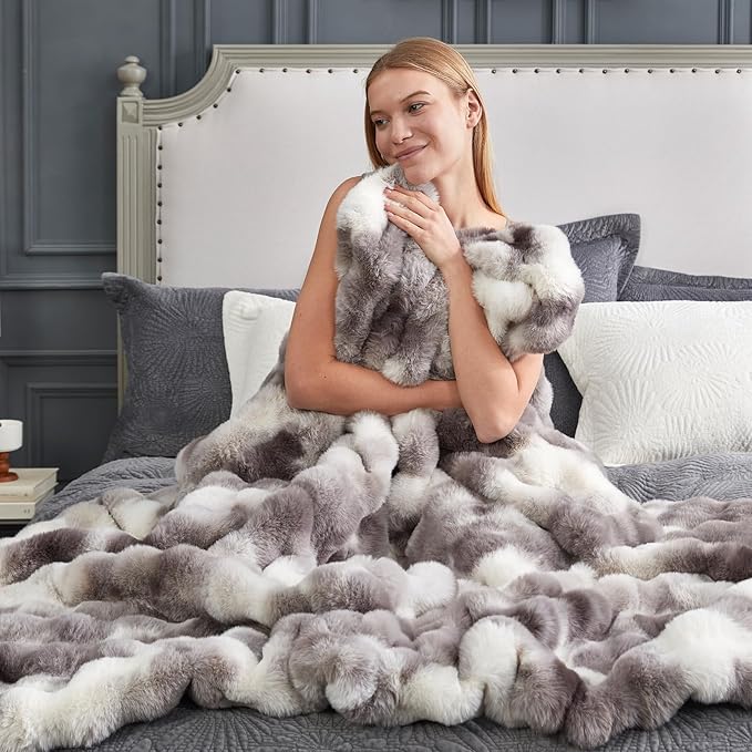 Cozy Bliss Faux Fur Throw Blanket for Couch, Fuzzy Soft Plush Thick Bubble Blanket for Sofa Bedroom Living Room, 60 * 80 Inches Tie-dye Taupe-Ruum Studio Home