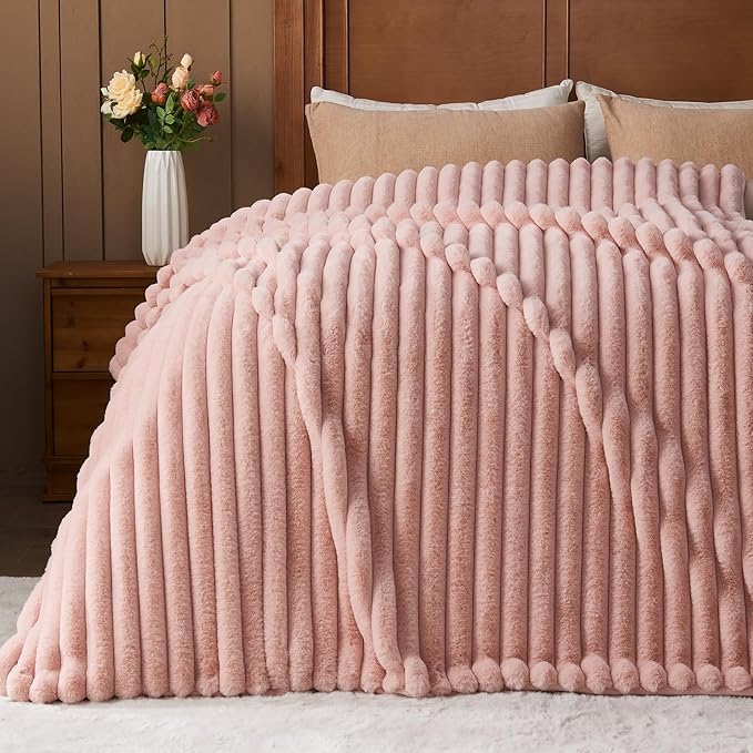 NEWCOSPLAY Faux Fur Throw Blanket Pink 3D Ribbed Plush Thick Warm Blanket for Couch Sofa Bed 850GSM (Pink Ribbed, Throw(50"x60"))-Ruum Studio Home