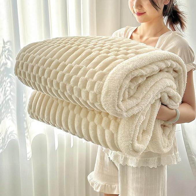 UKELER Off White Sherpa Throw Blankets 60 × 80 inch, 470 GSM Striped Sherpa Fleece Blanket for All Season, Warm and Cozy Blanket for Couch Sofa Bed Office Camping-Ruum Studio Home