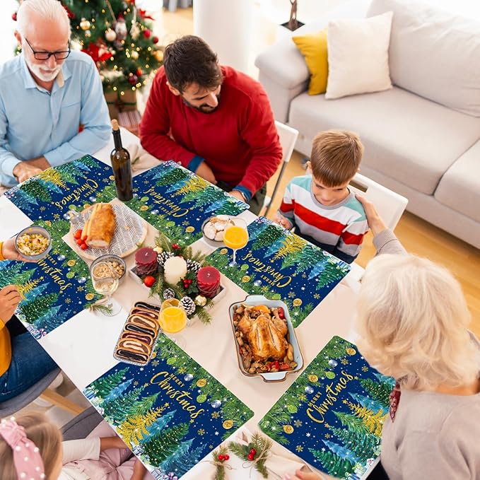 Christmas Pine Trees Placemats Set of 6 Plastic Table Mats Xmas Ball Ornaments Snowflakes Place Mats Holiday Pine Trees Winter Table Decoration for Indoor Outdoor Party Kitchen Dining-Ruum Studio Home