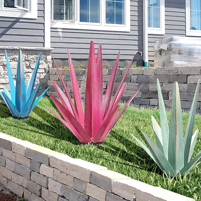 Large Tequila Rustic Sculpture, Rustic Metal Agave Plants for Outdoor Patio Yard, Home Decor Metal Agave Garden Yard Statue-Ruum Studio Home