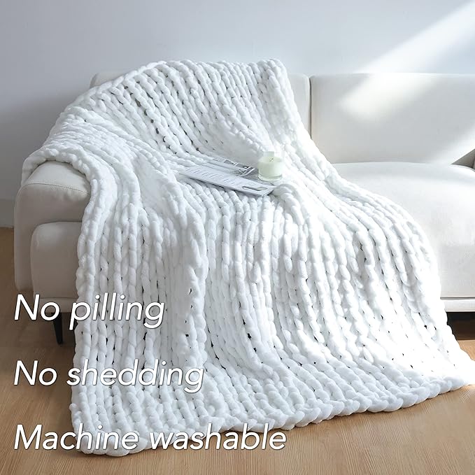 Maetoow Chenille Chunky Knit Blanket Throw （40×50 Inch）, Handmade Warm & Cozy Blanket Couch, Bed, Home Decor, Soft Breathable Fleece Banket, Christmas Thick and Giant Yarn Throws, White-Ruum Studio Home