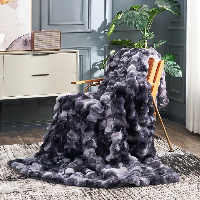 Cozy Bliss Faux Fur Throw Blanket for Couch, Fuzzy Soft Plush Thick Bubble Blanket for Sofa Bedroom Living Room, 60 * 80 Inches Tie Dye Black-Ruum Studio Home