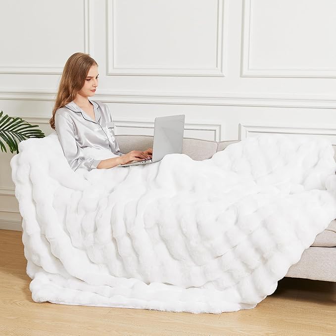 White Furry Blanket King Size Soft Faux Fur Throw Fuzzy Bunny Fur Blanket for Bed Cozy 90x108 Fluffy Blankets King for Bedroom Living Room Home Decor Gifts 1000 GSM-Ruum Studio Home