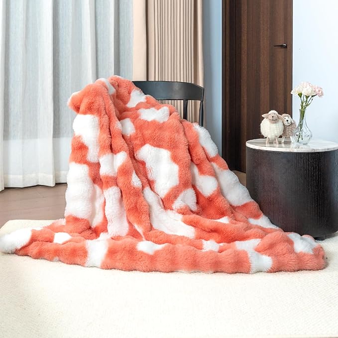 Soft Cow Print Blanket for Couch, Bed, or Living Room – Cozy and Decorative Imitation Rabbit Fur Throw for Home, Seasons and Relaxation-Ruum Studio Home