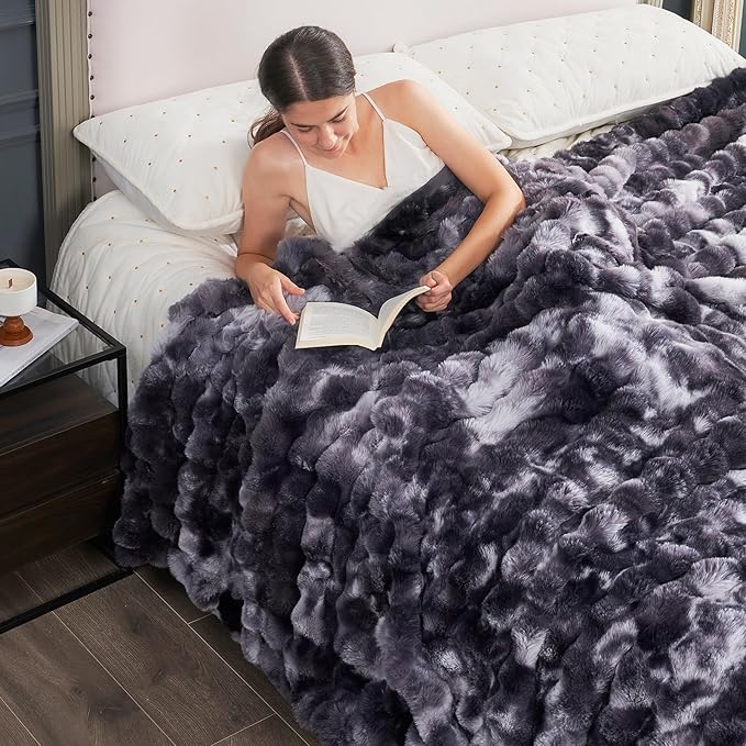 Cozy Bliss Faux Fur Throw Blanket for Couch, Fuzzy Soft Plush Thick Bubble Blanket for Sofa Bedroom Living Room, 60 * 80 Inches Tie Dye Black-Ruum Studio Home