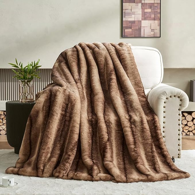 Luxury Faux Fur Blanket - Soft Warm Plush Blankets for Couch Sofa Bed, Fluffy Thick Throws for Bedroom, Office, Living Room, Decorative Reversible, Not Easy to shed - 60"x80", Brown-Ruum Studio Home