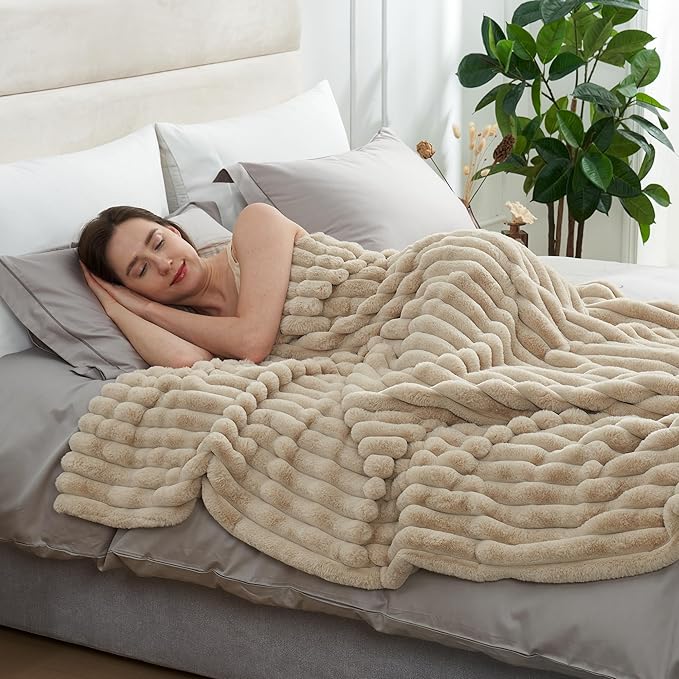 Amélie Home Faux Fur Throw Blanket for Couch, Cozy Fuzzy Fluffy Fur Luxurious Soft Striped Plush Gift Blankets for Family Sofa Chair Bed Living Room Bedroom, 60"x80", Beige-Ruum Studio Home