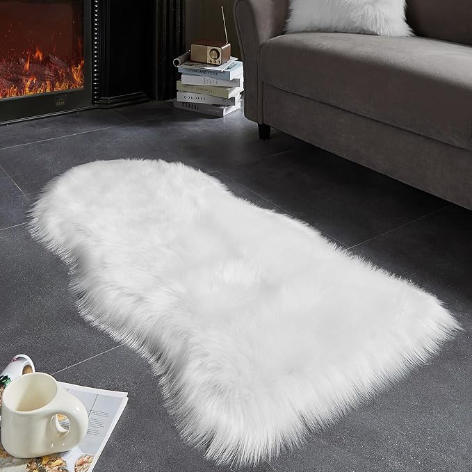 AMTOVO Faux Fur Rug, White Area Rug, Fluffy Sheepskin Rug, Fuzzy Ultra Soft 2 x 4 ft Shag Rugs for Bedroom Sofa Throw Cushion Room Decor, Sheepskin-Ruum Studio Home