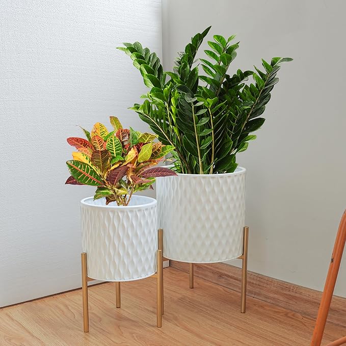 ARNIS Plants Pots with Stand, Set of 2 P lanters, Unique Mid Century Decorative Metal Flower Pots with Drainage, 8.25 & 10.5 Inch, White and Gold-Ruum Studio Home
