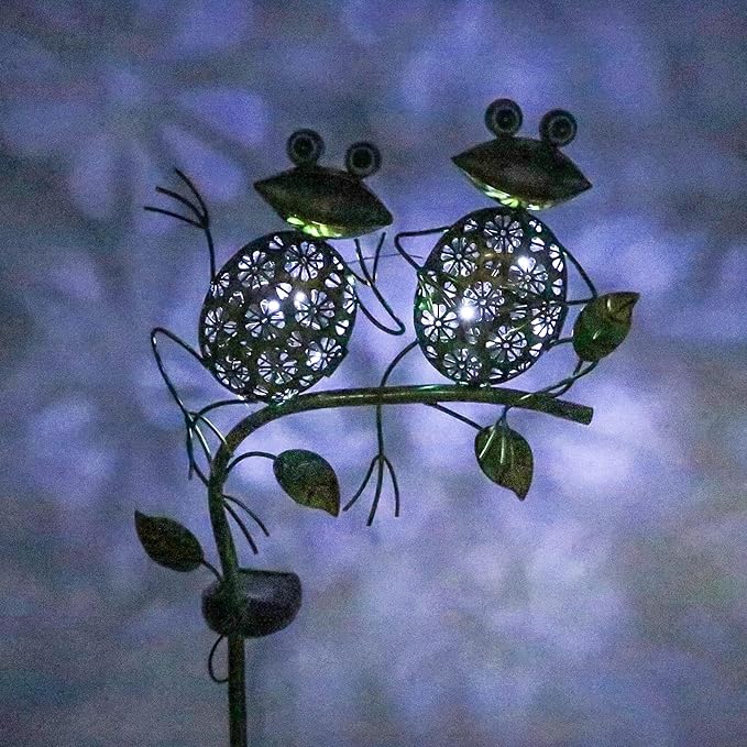 Afirst Solar Lights Outdoor Decorative Metal Sitting Frogs Hollow Out White LED Metal Waterproof Garden Stake Lights for Walkway Pathway Lawn Patio Yard Decorations-Ruum Studio Home