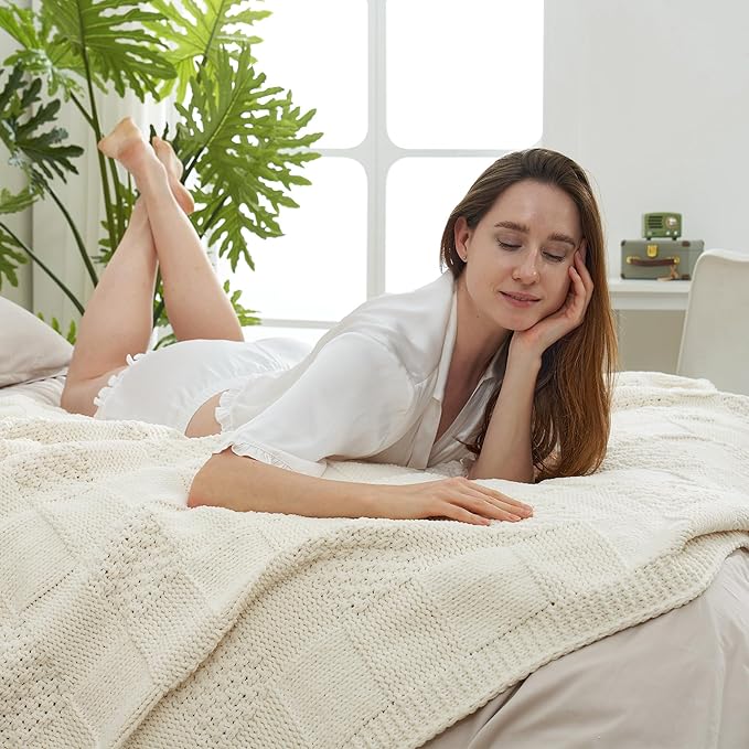 Amélie Home Chenille Knit Throw Blanket for Couch, Checkered Texture Decorative Soft Blanket for Sofa, Bed & Living Room, 50"x60", Ivory-Ruum Studio Home