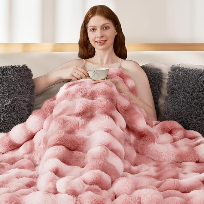 Luxury 1000GSM Faux Rabbit Fur Throw Blanket for Woman, Super Heavy Warm Cozy Blankets for Her for Couch Bed Sofa, Bubble Plush Fuzzy Elegant Soft Reversible Mink Blanket for Living Room Bedroom, Pink-Ruum Studio Home