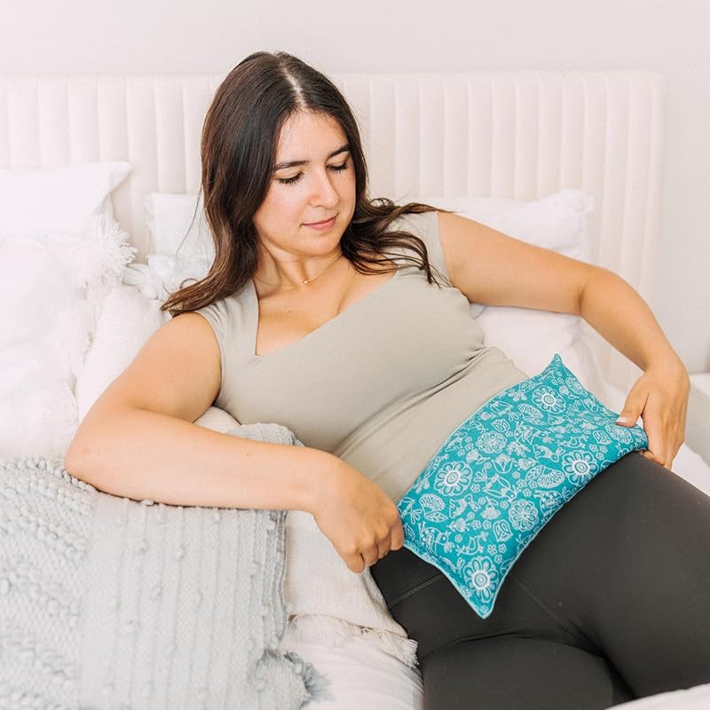 Large Microwave Heating Pad with Flax Seed, Scented or Unscented, Good For Back Pain or Cramps, Moist Heat Therapy or Ice Pack, Microwavable Bean Bag, 6" x 12" (Red and Black, Peppermint & Chamomile)-Ruum Studio Home