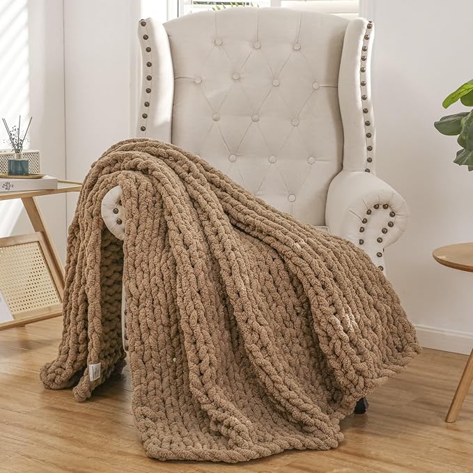 WESHIONGOO Chunky Knit Blanket Throw 50"×60" Knitted Throw Blankets for Couch Bed Fluffy Soft Blanket with Jumbo Chenille Yarn Thick 100% Handmade (Brown)-Ruum Studio Home