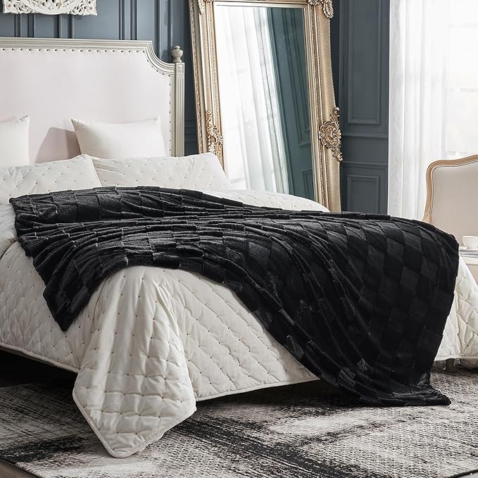 Cozy Bliss Checkered White Faux Rabbit Fur Throw Blanket, Soft Fuzzy Fluffy Minky Cream Furry Blankets for Couch, Bed (Black, King(108" x 90")-Ruum Studio Home