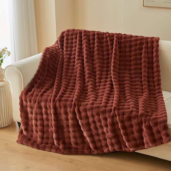 NEWCOSPLAY Faux Fur Throw Blanket Burnt Orange Bubble Blanket Thick Warm Soft for Couch Sofa Bed 550GSM (Burnt Orange, Throw(50"x60"))-Ruum Studio Home