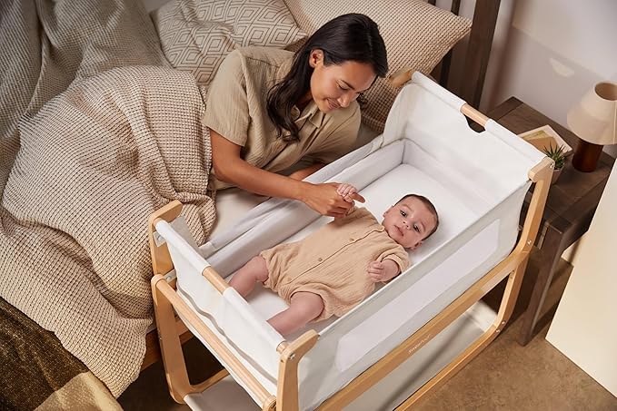 SnuzPod 4 Rocking Baby Bassinet Bedside Sleeper - Lightweight, Portable Bedside Bassinet, Lift Off Crib, Zip Down Wall, 3D Breathable Mattress, 6 Height Settings and Comfort Incline Mode, Natural-Ruum Studio Home