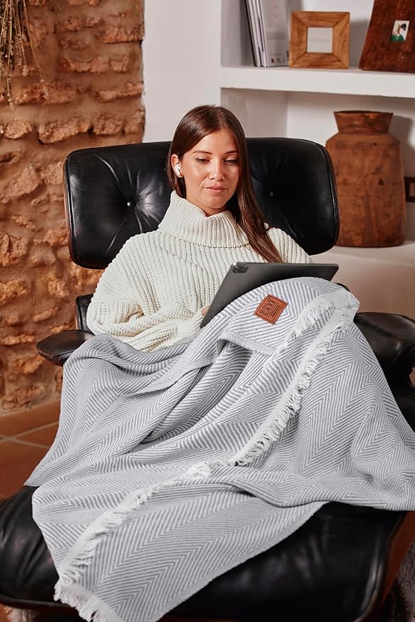 Gold Case Throw Blanket for Bed – 100% Recycled Turkish Cotton Bed Blanket – Decorative Throw Cotton Blankets for Living Room & Bedroom – Woven Twin Blankets - 71x90 - Grey-Ruum Studio Home