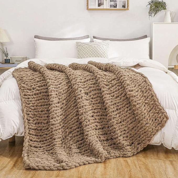 WESHIONGOO Chunky Knit Blanket Throw 50"×60" Knitted Throw Blankets for Couch Bed Fluffy Soft Blanket with Jumbo Chenille Yarn Thick 100% Handmade (Brown)-Ruum Studio Home