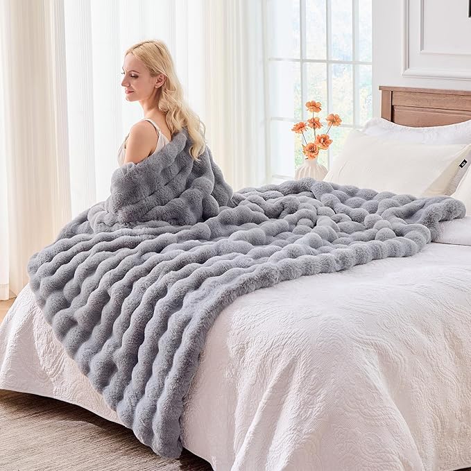 BENVWE Fluffy Faux Fur Throw Blanket for Couch, Soft Plush Thick Cozy Fuzzy Luxury Minky Bubble Blanket for Home Living Room Decor Gift for Women, Light Grey, 63" x 80", 1100GSM-Ruum Studio Home