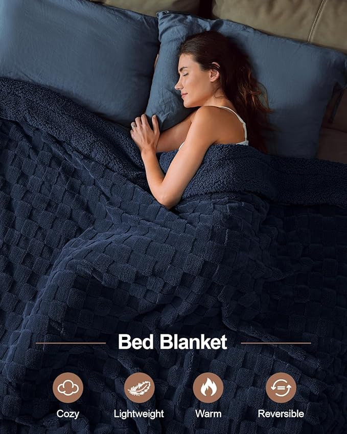 Pawque Super Soft Cozy Throw Blanket King Size for Couch Bed, Fluffy Sherpa Fleece Reversible Thick Warm Fuzzy Blanket for All-Season, 3D Checkered Jacquard Decorative Blankets, Navy Blue, 108"x90"-Ruum Studio Home