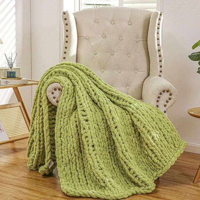 WESHIONGOO Chunky Knit Blanket Throw 50"×60" Knitted Throw Blankets for Couch Bed Fluffy Soft Blanket with Jumbo Chenille Yarn Thick 100% Handmade (Lime Green)-Ruum Studio Home