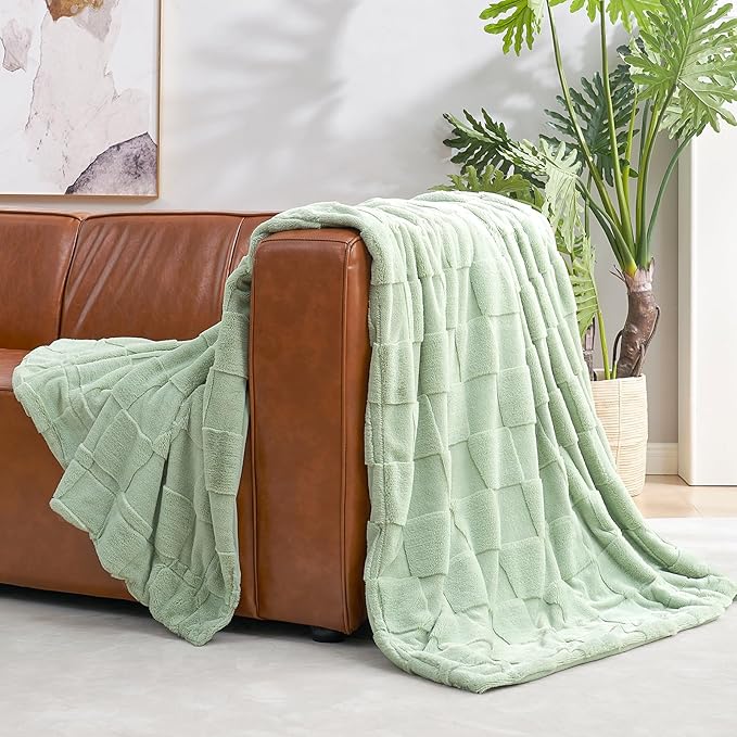 Cozy Bliss Checkered Large Faux Rabbit Fur Sage Green Twin Bed Blanket, Soft Fuzzy Fluffy Minky Furry Blankets for Couch, Bed, Adults (60 * 80 Inches Light Green)-Ruum Studio Home
