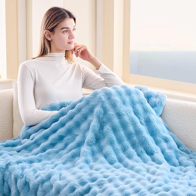 NEWCOSPLAY Faux Fur Throw Blanket Blue Bubble Blanket Thick Warm Soft for Couch Sofa Bed 550GSM (Blue, Throw(50"x60"))-Ruum Studio Home