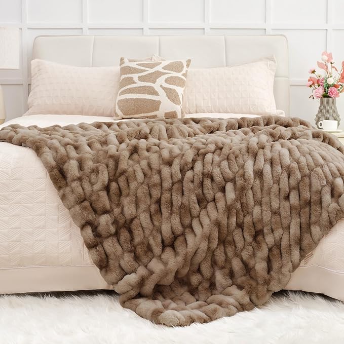 Ultra Soft Luxury Faux Fur Throw Blanket for Counch,Fuzzy Fluffy Plush Warm Cozy Elegant Wrinkled Blanket for Sofa Bedroom Living Room,（50"x60",Tie-dye Coffee）-Ruum Studio Home