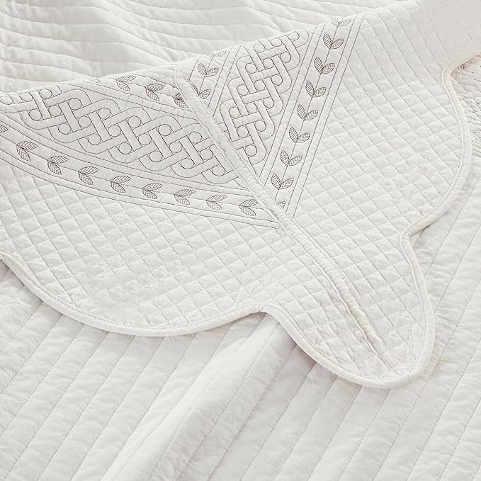 MarCielo 100% Cotton Quilt Set White Lightweight Bedspread with Scalloped Edge, Farmhouse Vintage Bedding, All Season Use(TC Off-White,King (114"x102"))-Ruum Studio Home