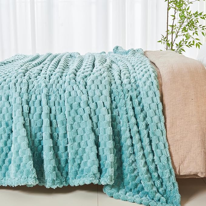 NEWCOSPLAY Super Soft Queen Blanket Sage Green Premium Silky Flannel Fleece 3D Clouds Stylish Jacquard Lightweight Bed Blanket All Season Use 350GSM (Sage Green, Queen(90"x90"))-Ruum Studio Home