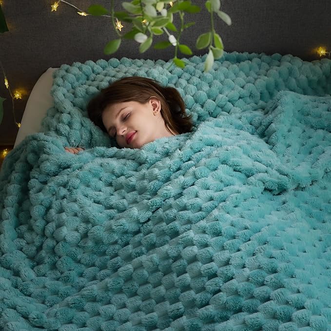 NEWCOSPLAY Super Soft Queen Blanket Sage Green Premium Silky Flannel Fleece 3D Clouds Stylish Jacquard Lightweight Bed Blanket All Season Use 350GSM (Sage Green, Queen(90"x90"))-Ruum Studio Home