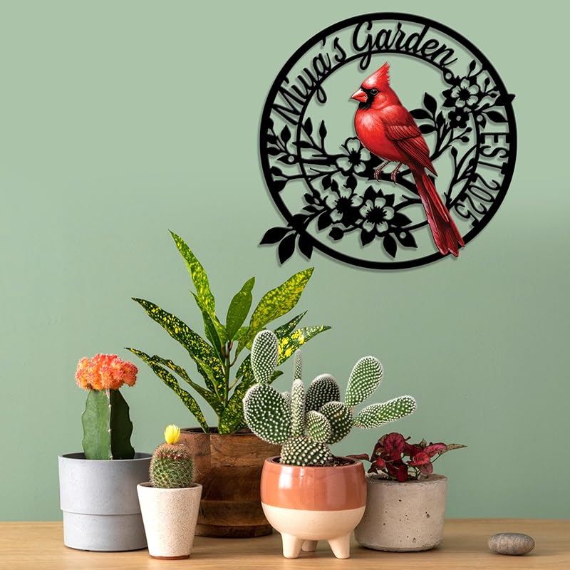 Personalized Name Garden Cardinal Metal Signs with Stake, Custom Family Name Yard Decor for Outdoor Outside, Cardinal Lawn Patio Stake Gardening Enthusiasts Grandmothers Gift-Ruum Studio Home