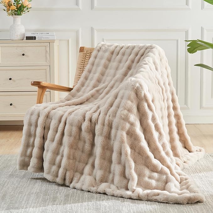NEWCOSPLAY Faux Fur King Blanket Linen Bubble Blanket Thick Warm Soft for Couch Sofa Bed 550GSM (Linen, King(90"x110"))-Ruum Studio Home