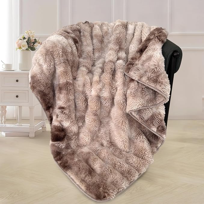 Bcareself Faux Fur Blanket Two Sided Ultra Soft Fluffy Reversible Fuzzy Throw Blanket for Women Men Double Sided Ombre Faux Luxe Faux Fur Thick Minky Blanket for Couch Bed-Ruum Studio Home