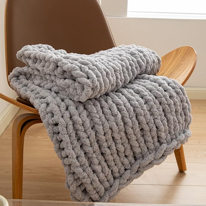 WESHIONGOO Chunky Knit Blanket Throw 40"×40" Knitted Throw Blankets for Couch Bed Fluffy Soft Blanket with Jumbo Chenille Yarn Thick 100% Handmade (Light Grey)-Ruum Studio Home