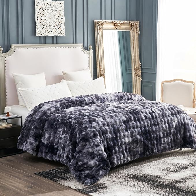 Cozy Bliss Faux Fur Throw Blanket for Couch, Fuzzy Soft Plush Thick Bubble Blanket for Sofa Bedroom Living Room, 108 * 90 Inches Tie Dye Black-Ruum Studio Home