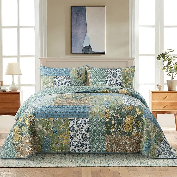 NEWLAKE Cotton Patchwork Bedspread, 3-Piece Bedding Quilt Set with Real Stitched Embroidery, Reversible Matelasse Bed Coverlet Set,Green Farmhouse Garden,King Size-Ruum Studio Home