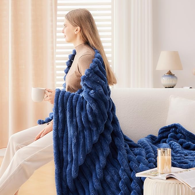 NEWCOSPLAY Super Soft Twin Blanket Navy Premium Silky Flannel Fleece 3D Ribbed Jacquard Lightweight Bed Blanket All Season Use (Navy Ribbed, Twin(60"x80"))-Ruum Studio Home