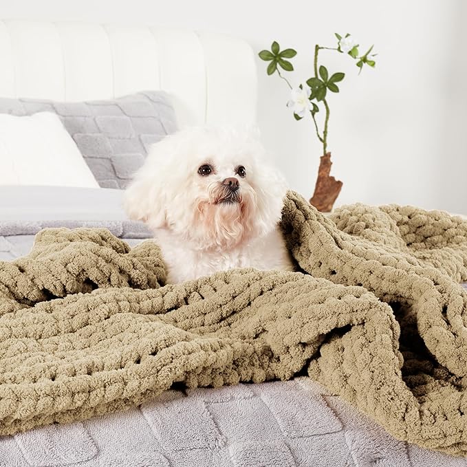 Amélie Home Chunky Knit Throw Blanket for Couch, Soft Chenille Crochet Blanket for Sofa, 50"x60", Beige-Ruum Studio Home