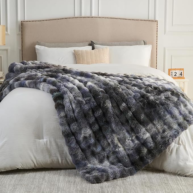 NEWCOSPLAY Faux Fur Throw Blanket Tie-dye Grey Luxury Fluffy Thick Warm Bubble Blanket for Couch Sofa Bed 700GSM (Tie-dye Grey, Throw(50"x60"))-Ruum Studio Home