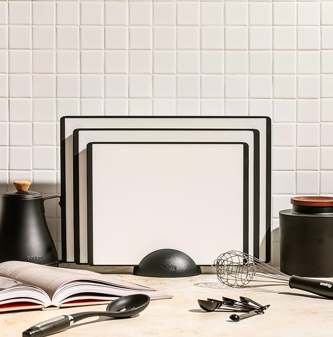 SMIRLY Plastic Cutting Board Set with Holder 3 Pieces, Non-Slip Dishwasher Safe Chopping Boards for Kitchen, Black & White-Ruum Studio Home