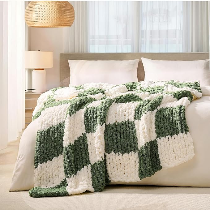 L'AGRATY Chunky Knit Blanket Throw: 60''x80'' Chenille Chunky Knitted Throw Blankets for Twin Bed Couch - Handmade Thick Cable Knit Blanket - Large Crochet Blankets for Home Decor(Green Checkered)-Ruum Studio Home