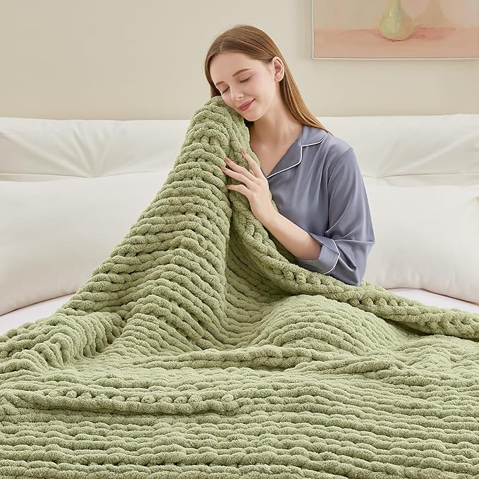 Chunky Knit Throw Blanket, 60''*80'' Knitted Throw Chenille Yarn for Bed Couch, Handmade Light Green Crochet Big Thick Blanket, Machine Washable Cute Comfy Blanket for Home Decor-Ruum Studio Home