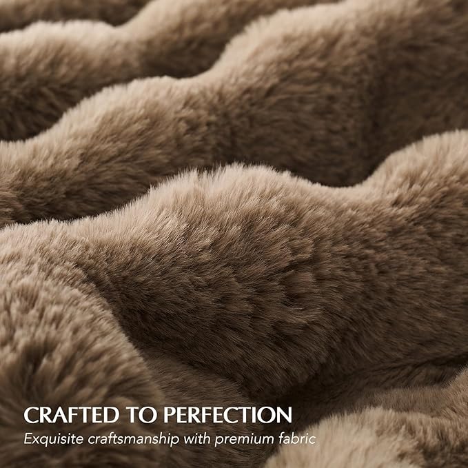 EVERGRACE Ultra Soft Luxury Fluffy Ridgeline Faux Rabbit Fur Throw Blanket, Thick Warm Fuzzy Blankets for Bed, Cozy Plush Reversible Blanket for Couch, Chair, Sofa, Natural Tan, 60x80 Inches, 870 GSM-Ruum Studio Home
