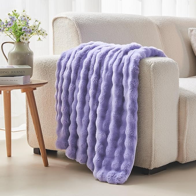 NEWCOSPLAY Faux Fur Twin Blanket Lavender Bubble Blanket Thick Warm Soft for Couch Sofa Bed 550GSM (Lavender, Twin(60"x80"))-Ruum Studio Home