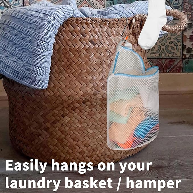3Pcs Hanging Laundry Bags for Socks with S Hooks, 3 Color Mesh Laundry Bags for Washing Machine-Ruum Studio Home