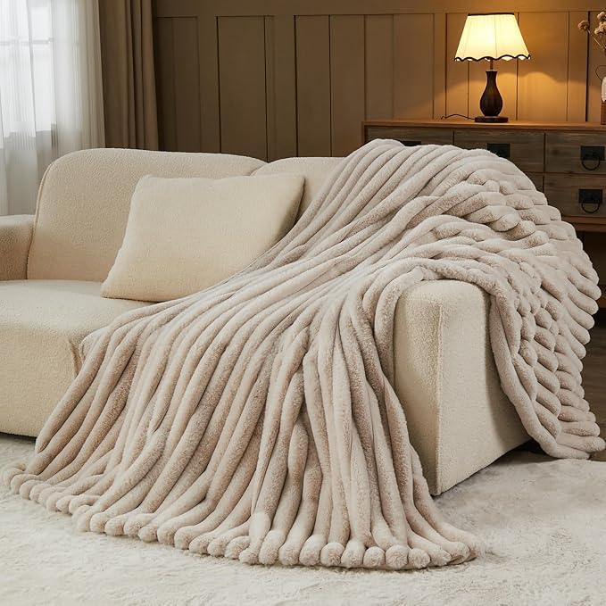 NEWCOSPLAY Faux Fur Throw Blanket Linen 3D Ribbed Plush Thick Warm Blanket for Couch Sofa Bed 850GSM (Linen Ribbed, Throw(50"x60"))-Ruum Studio Home