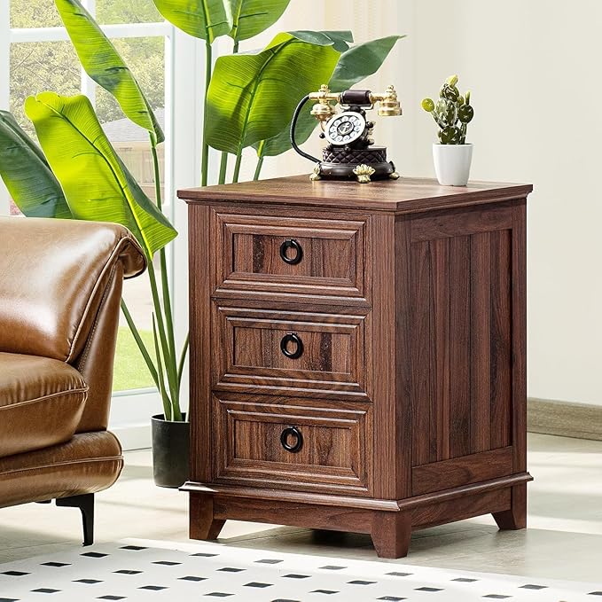 18" Farmhouse Night Stands Set of 2 with Charging Station, 2 & 3 Drawers End Table Dresser for Bedroom, Brown Wooden Nightstand, Bed Side Table with Open Shelf, Bedside Cabinet for Living Room-Ruum Studio Home